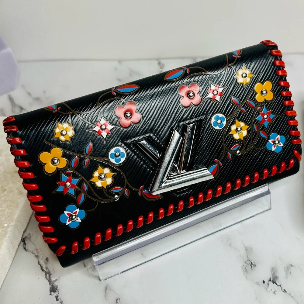 EUC Louis Vuitton Black Epi Leather Portefeuille Floral Twist Long Wallet